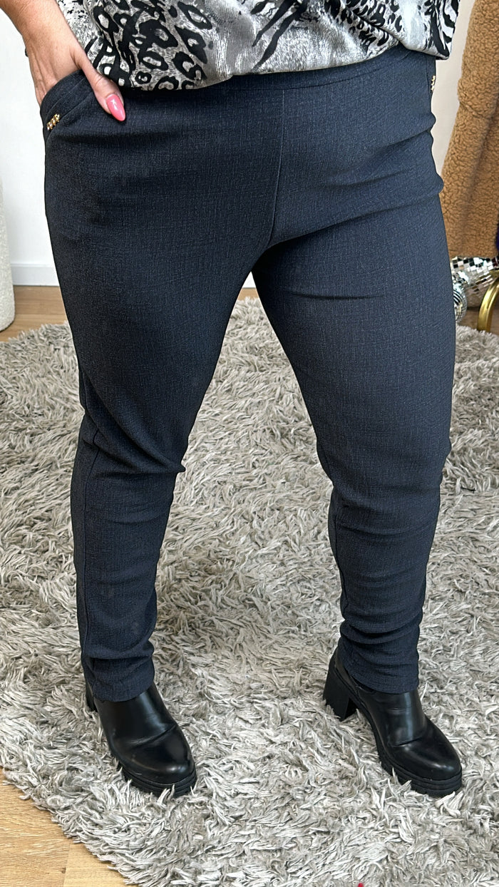 FLAIR REISEHOSE (36 bis 52) - ZWART