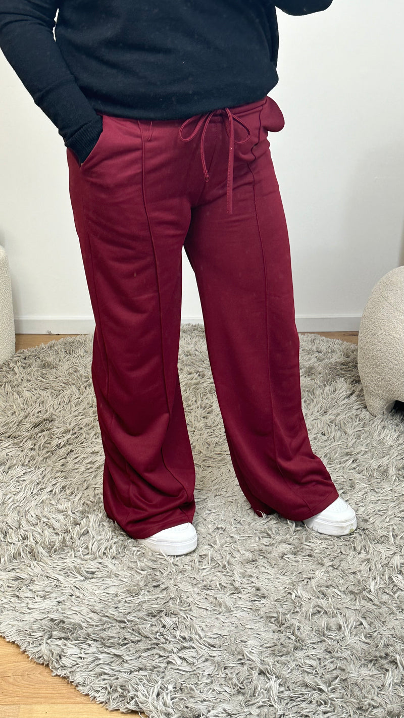 JOGGER-HOSE (40 B/M 48+) – 3 KLEID